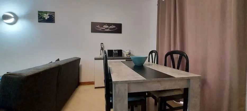 Standard Apart Daire, 2 Yatak Odası, Mutfak, Havuz Manzaralı