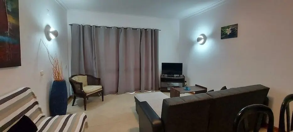 Standard Apart Daire, 2 Yatak Odası, Mutfak, Havuz Manzaralı