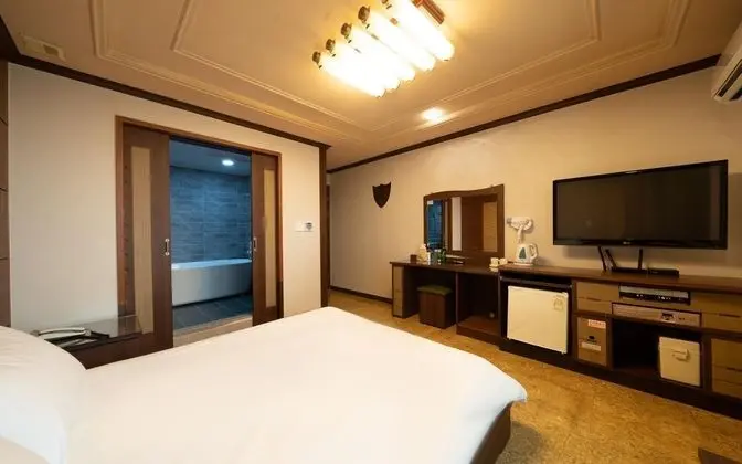 Oda (Special Room)