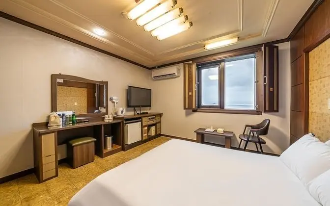 Oda (Special Room)