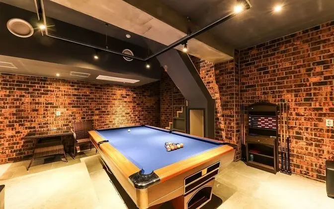 Oda (Suite (Game Air Purifier Netflix Avai)