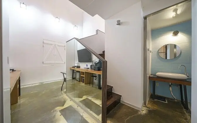 Oda (VIP twin bed (equipped with QS/styler)