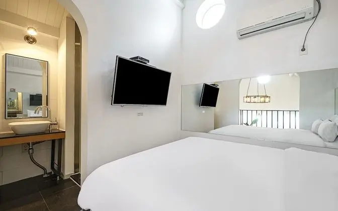 Oda (VIP twin bed (equipped with QS/styler)