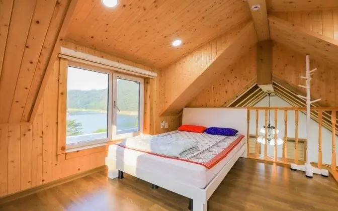 Oda (Separate House )