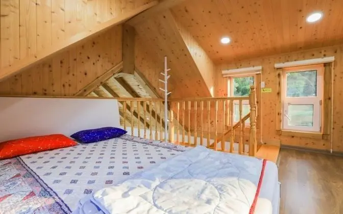 Oda (Separate House )