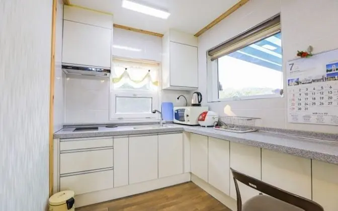 Oda (Separate House )