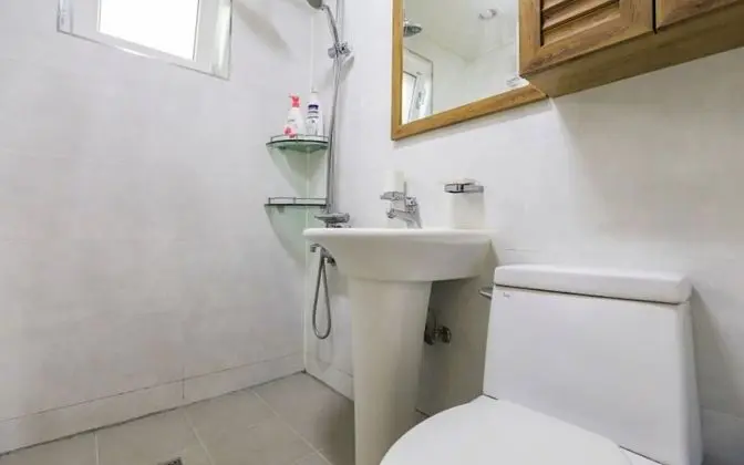 Oda (Separate House )