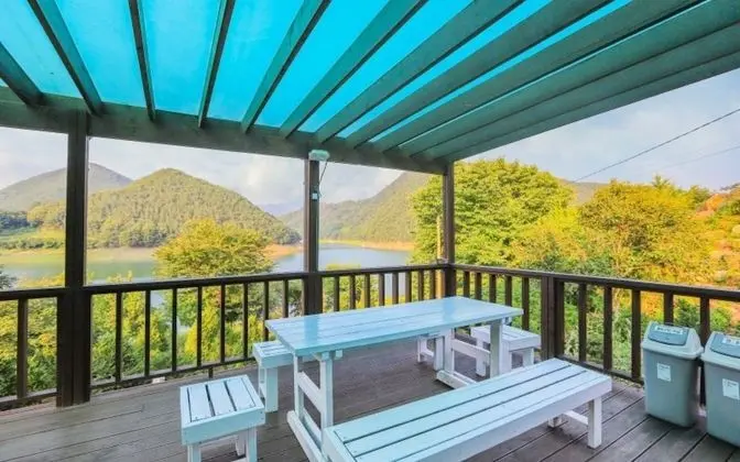 Oda (Separate House )