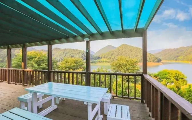 Oda (Separate House )