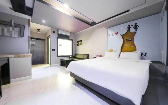 Oda (Unmanned hotel-drive-in)