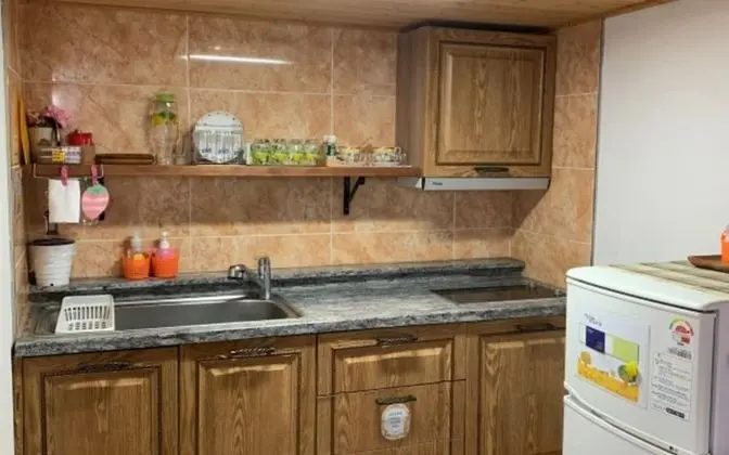 Oda (4 Dong Prague (Unshared House Duplex))