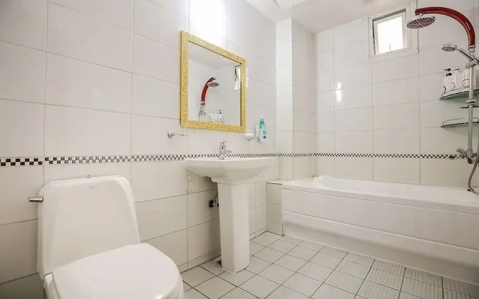 Oda (Round bed (Special room Netflix))