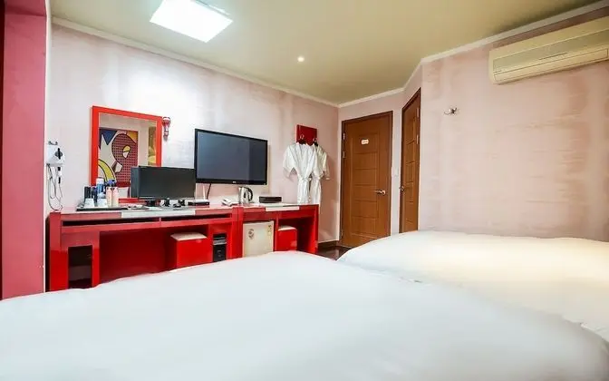 Oda (Twin bed (10000 won per additional pe)