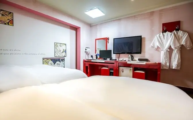 Oda (Twin bed (10000 won per additional pe)