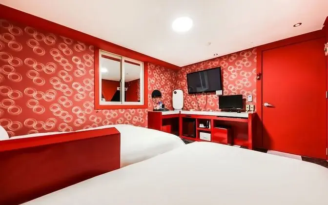 Oda (Twin room (net Netflix available))