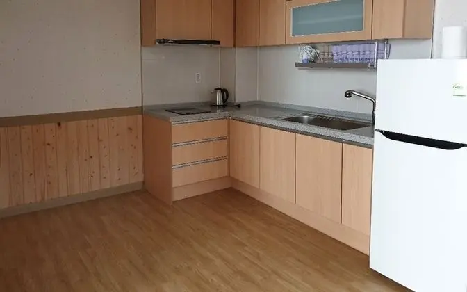 Oda (Two room-cypress)