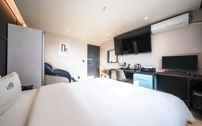 Oda (Premium (Body Friend massage chair lg)