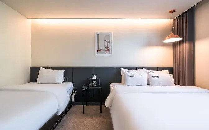 Oda (Premium (Twin Bed Styler Netflix Avai)