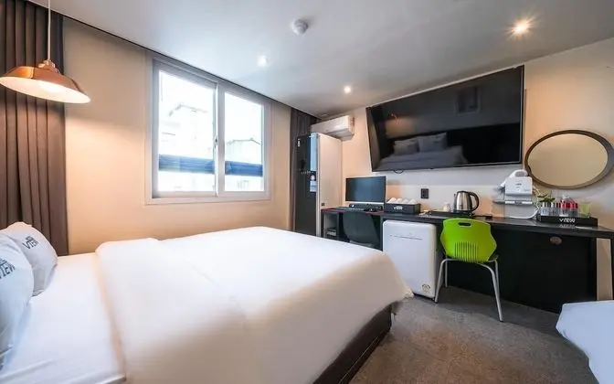 Oda (Premium (Twin Bed Styler Netflix Avai)