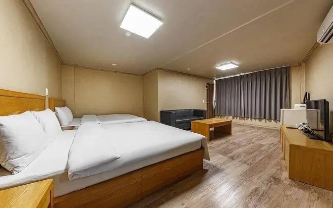 Oda (Suite room (large))