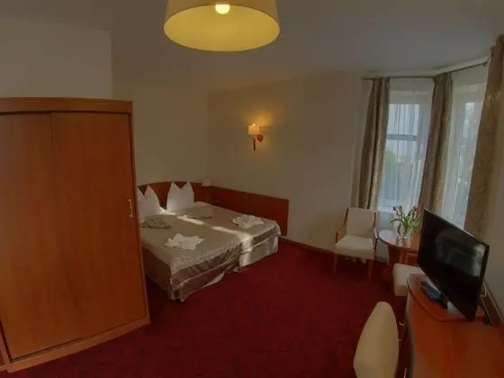 Comfort Tek Büyük Yataklı Oda
