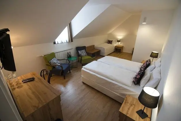 Dört Kişilik Oda, Özel Banyo