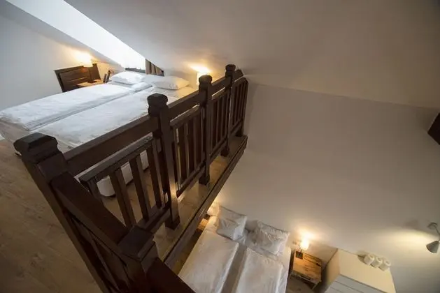 Dört Kişilik Oda, Özel Banyo