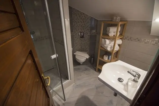 Gallery Tek Büyük Yataklı Oda