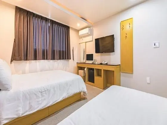 Basic Oda, 1 Yatak Odası (Deluxe Twin room (random))