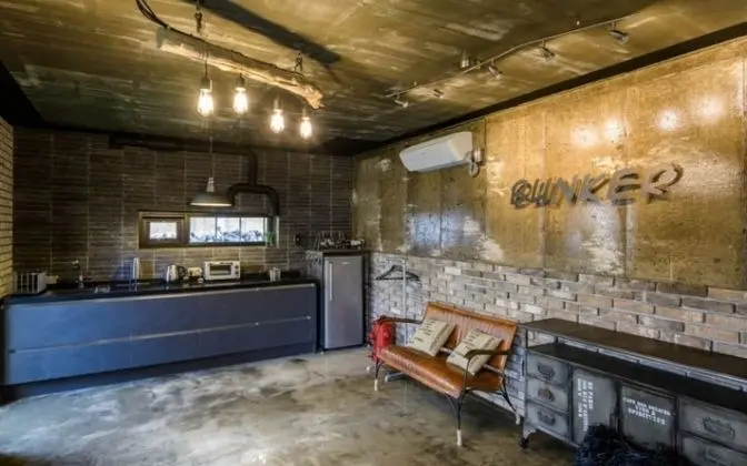 Oda (Bunker Room)