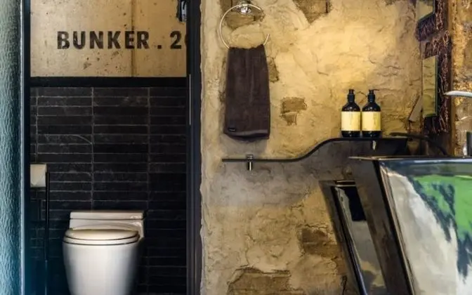 Oda (Bunker Room)
