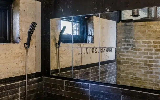 Oda (Bunker Room)