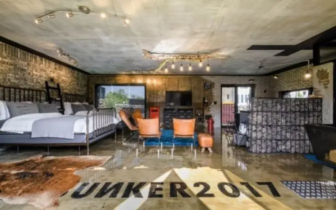 Oda (Bunker Room)