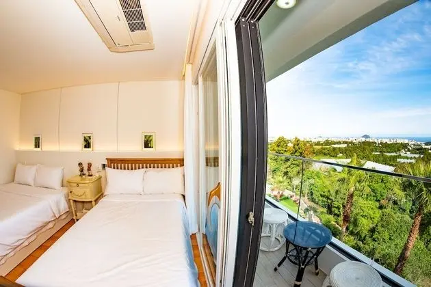 Deluxe Twin Ocean View