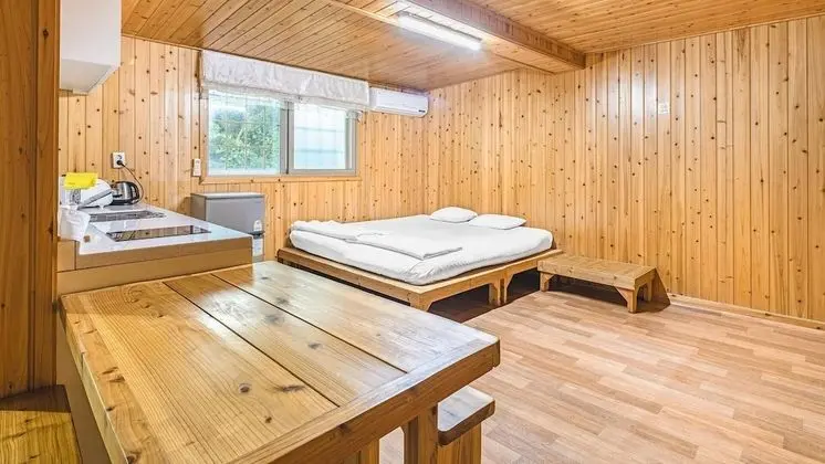 Basic Oda, 1 Yatak Odası (Big Room (101ho))