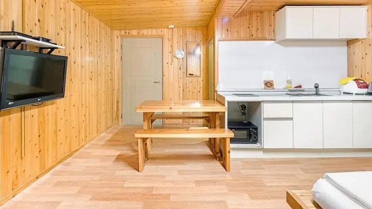 Basic Oda, 1 Yatak Odası (Big Room (101ho))