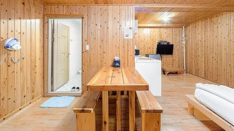 Basic Oda, 1 Yatak Odası (Big Room (102ho))