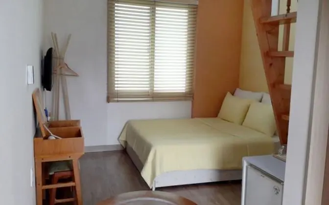 Oda (One-bedroom duplex)