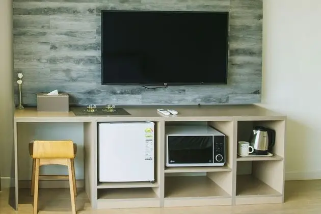 Tek Büyük Yataklı Oda (Adam / Floors randomly assigned)