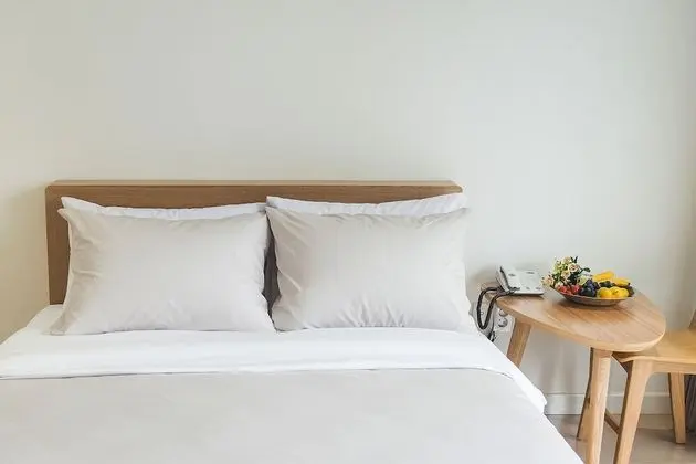 Tek Büyük Yataklı Oda (Adam / Floors randomly assigned)