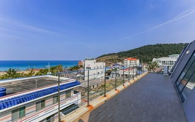 Oda (Ocean View Duplex)