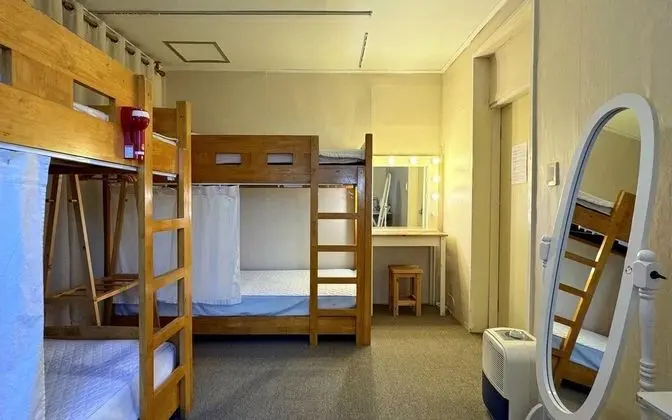 Oda (Female 4-person dormitory)