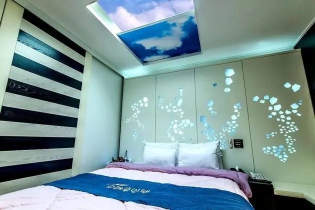 Oda (Special Room)