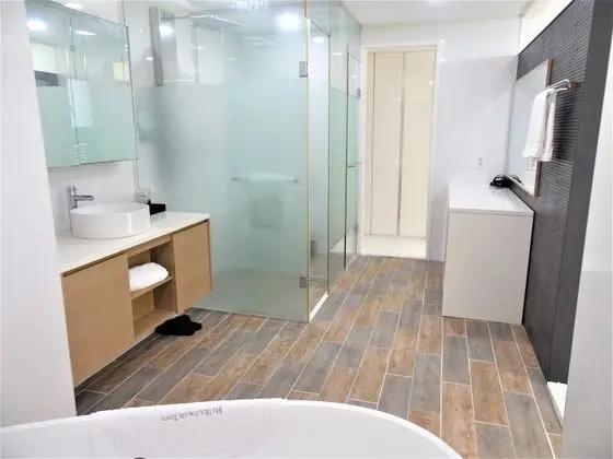Royal Süit, 1 Büyük (Queen) Boy Yatak