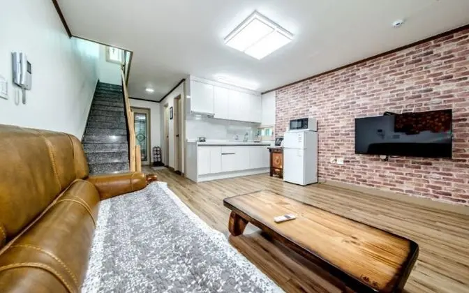 Oda (Byeolchae Room (Unshared House Duplex)