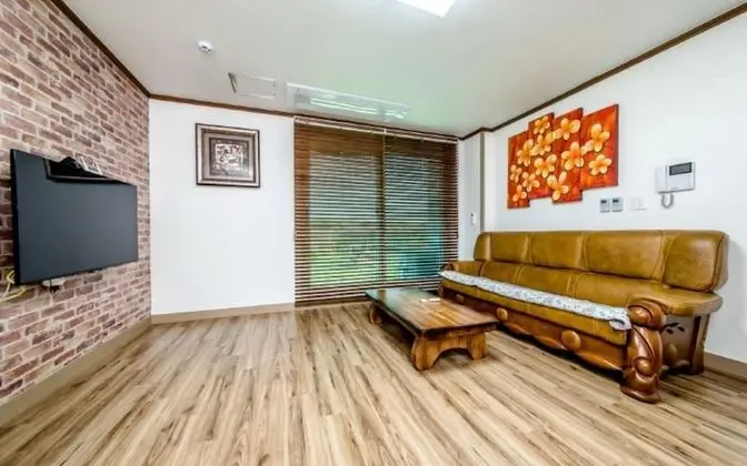 Oda (Byeolchae Room (Unshared House Duplex)