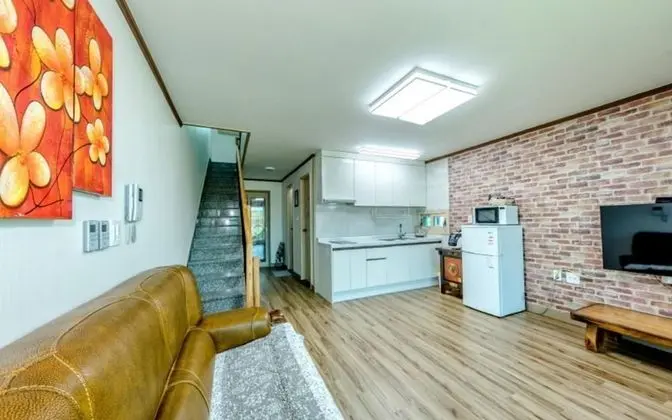 Oda (Byeolchae Room (Unshared House Duplex)