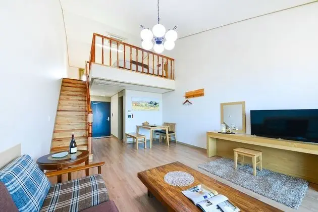Deluxe Tek Büyük Yataklı Oda, 1 Çift Kişilik Yatak, Balkon, Okyanus Manzaralı