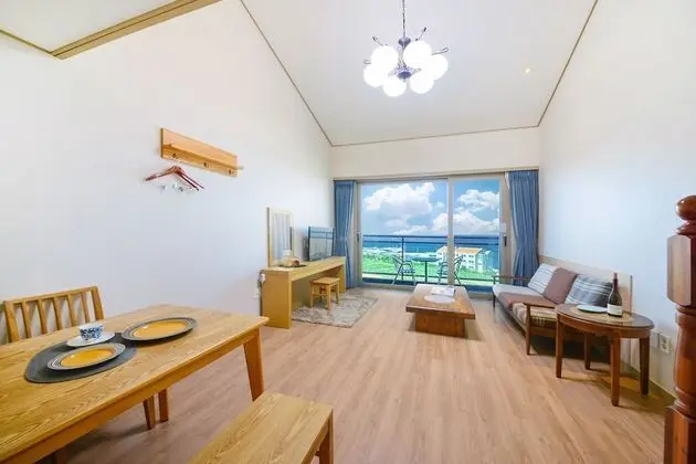 Deluxe Tek Büyük Yataklı Oda, 1 Çift Kişilik Yatak, Balkon, Okyanus Manzaralı