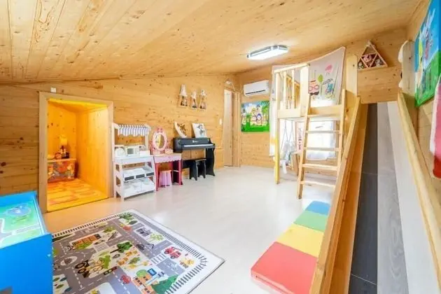 Basic Oda, 4 Yatak Odası (60pyeong Family Kids Room)